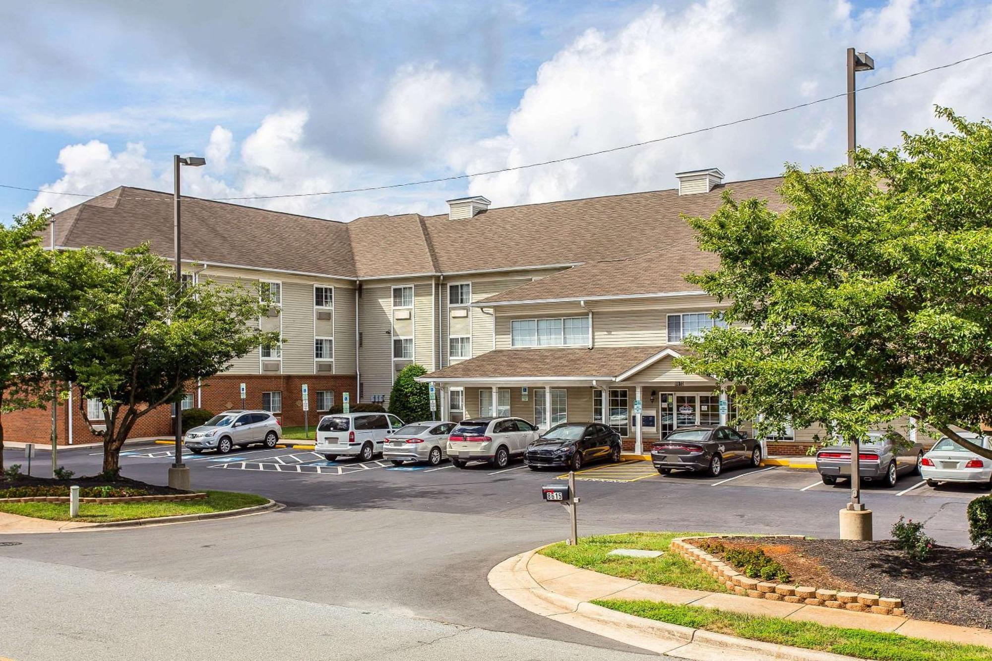 Suburban Studios Near University Of North Carolina-Charlotte Exterior foto